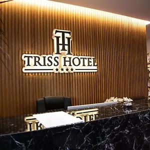 **** Hotel Triss Albânia