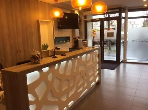 פריז Reims Hotel