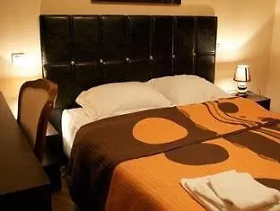 Reims Hotel Paris 2*,